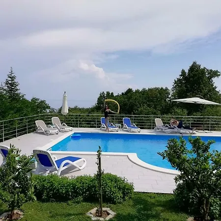 Garden Οπατία