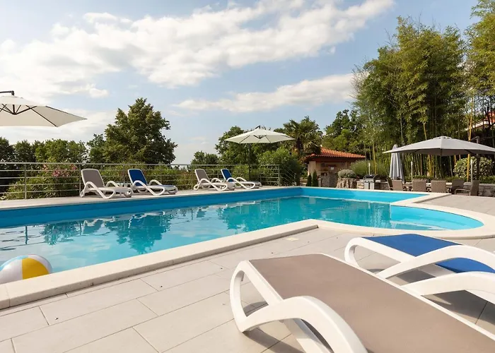 Garden Daire *