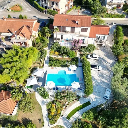 Garden Διαμέρισμα *